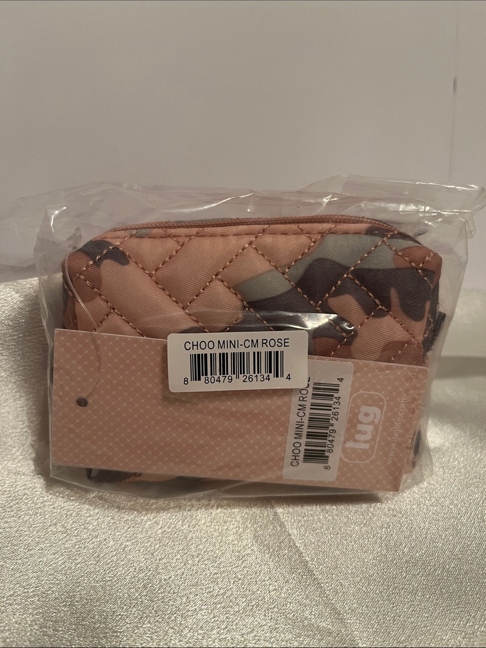 LUG - Choo Choo Mini Pill Organizer in Camo Rose - Picture 4 of 6